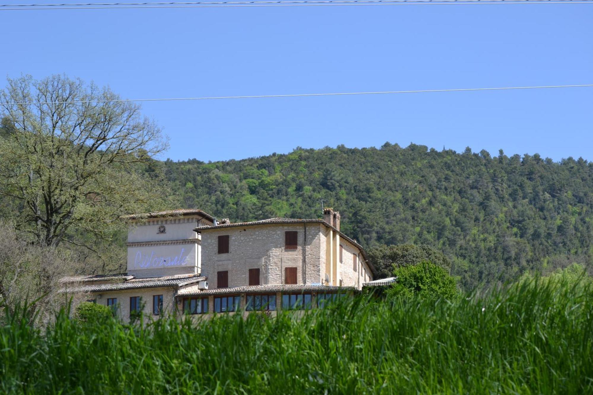 Valle Rosa Spoleto Bagian luar foto